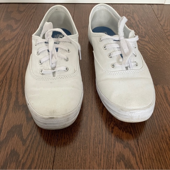 White Canvas Keds | Women’s Size 7.5 - Picture 4 of 9